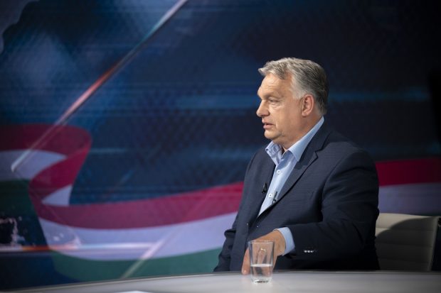 Partidul lui Viktor Orban refuză să stea alături de AUR în același grup politic din Parlamentul European. Ce motiv invocă: „Nici vorbă de așa ceva!”