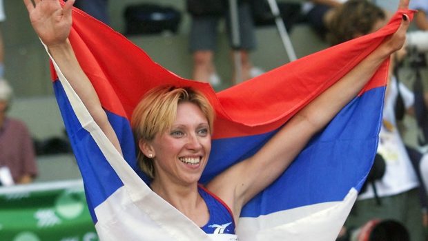 Campioana olimpică Svetlana Masterkova, care a învins-o pe Gabi Szabo în finala de 1.500 de metri de la JO 1996, internată cu suspiciune de accident cerebral