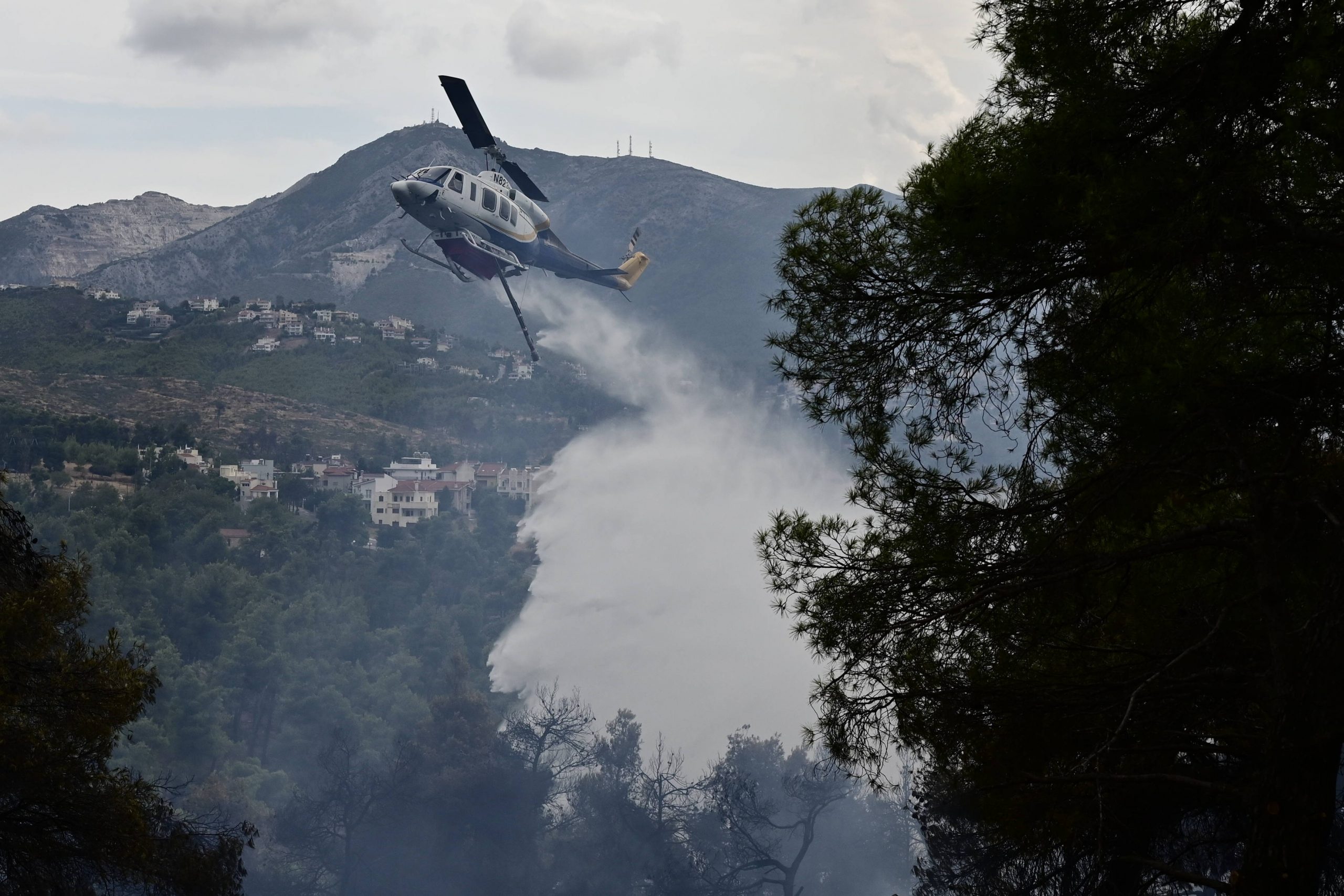 Υπουργείο Εξωτερικών, Ταξιδιωτική προειδοποίηση για την Ελλάδα: αυξημένος κίνδυνος πυρκαγιών λόγω ζέστης