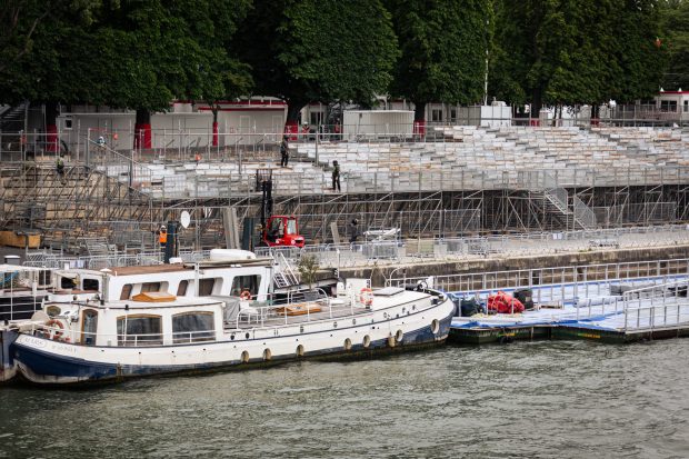 De ce amenință parizienii că își vor face nevoile în râul Sena. Avertismentul vine cu o lună înainte de Jocurile Olimpice de la Paris
