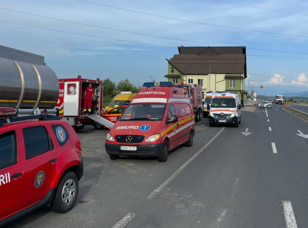 Microbuz cu 11 elevi, implicat într-un accident pe DN 1, în Sibiu. A fost activat Planul Roşu de Intervenţie