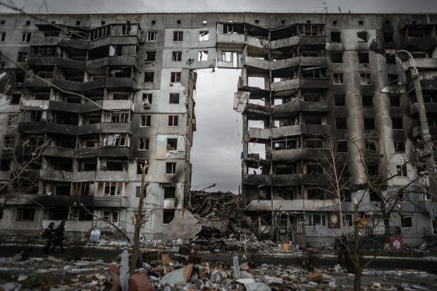 Dezastrul climatic provocat de Rusia în Ucraina. Războiul a produs dioxid de carbon cât 260 de centrale termice pe cărbune într-un an
