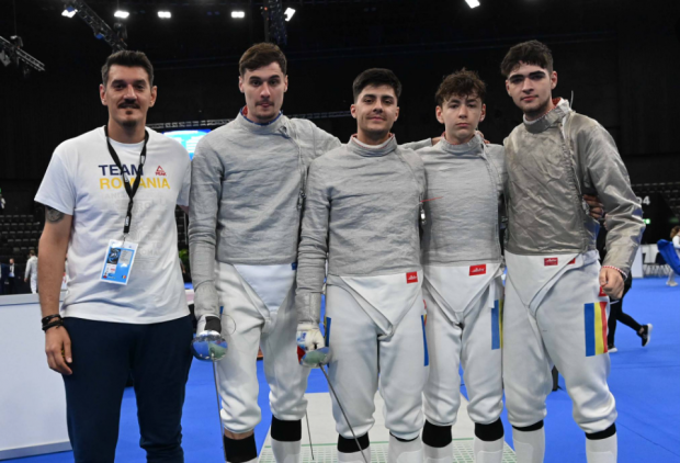 Echipa masculină de sabie a României, medalie de argint la Campionatul European de scrimă
