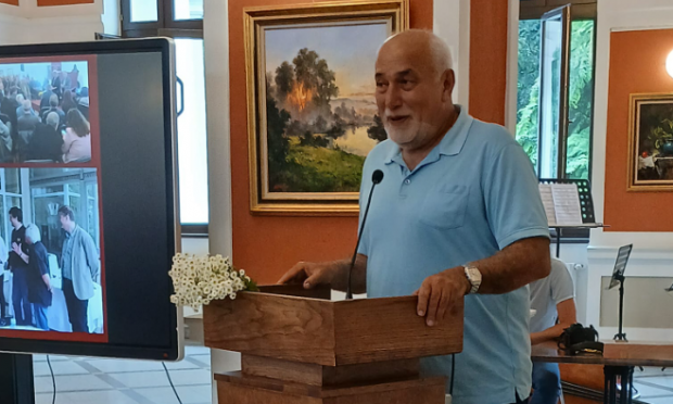 Varujan Vosganian, ales noul preşedinte al Uniunii Scriitorilor din România, după moartea lui Nicolae Manolescu