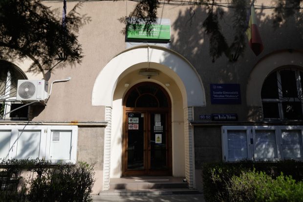 Procurorii au clasat cazul băiatului care ar fi fost violat de două ori la Şcoala Nicolae Titulescu din Bucureşti: „Fapta nu există”