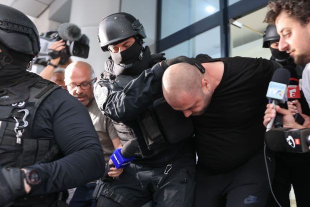 Sirianul care a aruncat un cocktail Molotov lângă Ambasada Israelului a fost reținut