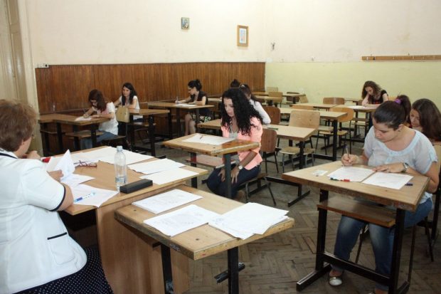 Subiectele la Matematică la Evaluarea Națională 2024. Ce au avut de rezolvat absolvenții de clasa a VIII-a