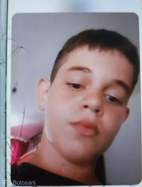Alertă copil dispărut: un băiețel de 11 ani din Botoșani n-a mai ajuns la întâlnirea cu o rudă. Poliția cere sprijinul populației