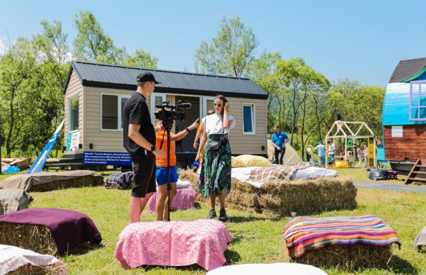 Tiny House Festival se mută la Vama Veche