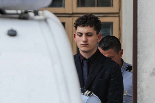 Vlad Pascu află pe 14 iunie dacă va fi judecat pentru ucidere din culpă sau omor calificat. Ce au spus părinții victimelor în fața instanței și cum a reacționat el