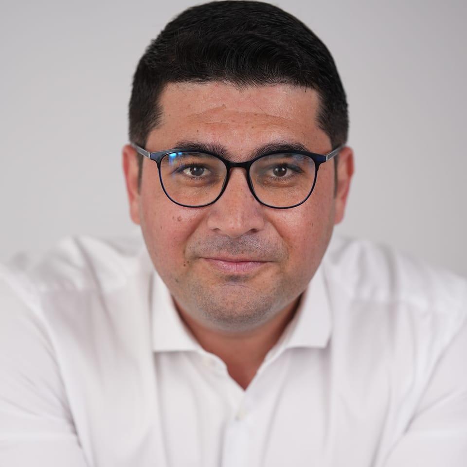Ce politicieni au pus la bătaie 750 de salarii minime în campania electorală. Locurile ocupate pe listele electorale de Gheorghe Cârciu și Alexandru Epure 1 438145293101608967578161443948455310619751787n