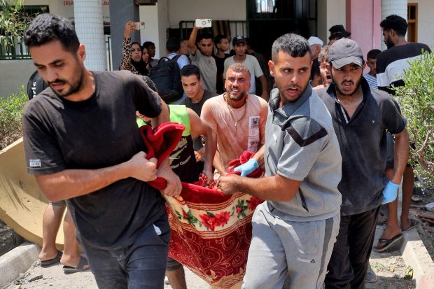 Cel puțin 30 de morți și peste 100 de răniți, în urma unui atac israelian asupra unei școli din Gaza, acuză palestinienii