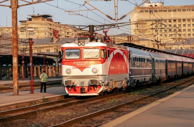 CFR Călători, precizări privind circulaţia trenurilor spre Ungaria şi Austria, după deraierea de la gara Budapesta Keleti