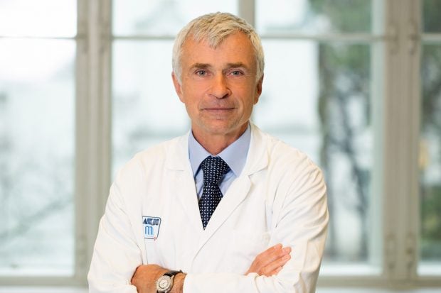 Prof. univ. dr. Walter Klepetko, specialist în transplant pulmonar: „Oricum am lua-o, țigările de orice fel dăunează sănătății organismului”