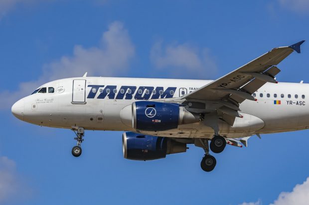 TAROM a anunțat cum vor fi despăgubiți călătorii afectați de protestul piloților