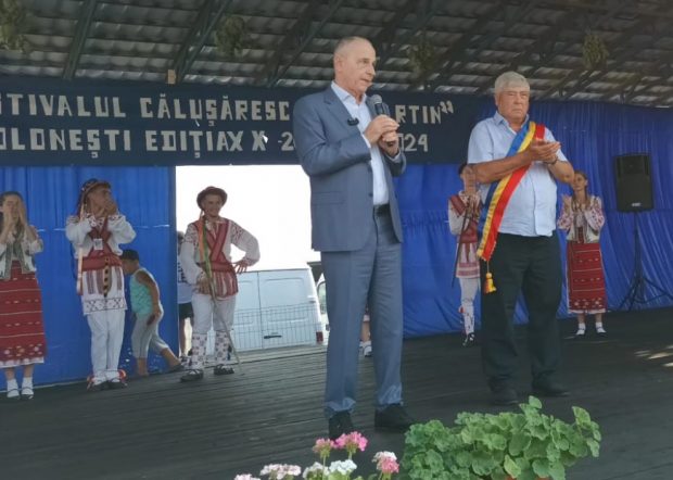 Mircea Geoană, huiduit la Colonești, unde este cetățean de onoare. Primarul comunei: „Nu vă e rușine?”