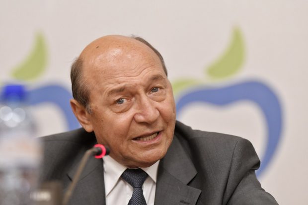 Traian Băsescu: Biden mai are o mişcare pentru a-i crea condiţii maxime Kamalei Harris în disputa cu Trump