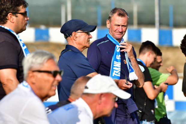 Gică Craioveanu, prins fără permis pe un drum din Argeș. Fostul fotbalist s-a ales cu dosar penal