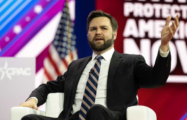 J.D. Vance, ales de Trump să-i fie vicepreşedinte, numește China cea mai mare ameninţare pentru SUA. Ce spune despre războiul din Ucraina