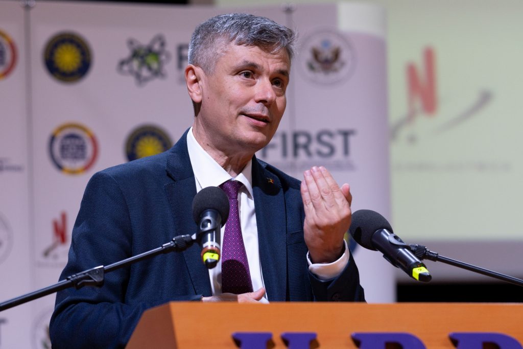 Ce politicieni au pus la bătaie 750 de salarii minime în campania electorală. Locurile ocupate pe listele electorale de Gheorghe Cârciu și Alexandru Epure 2 hepta7118023