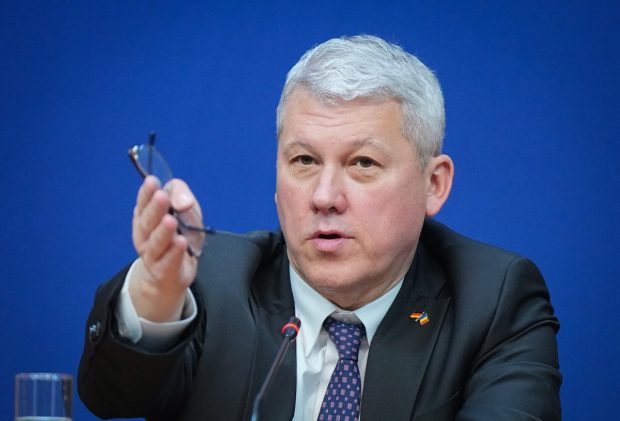 Ministrul de interne, după ce principalul suspect al crimei de la Brăila a fost prins: „L-au identificat şi reţinut pe autor”