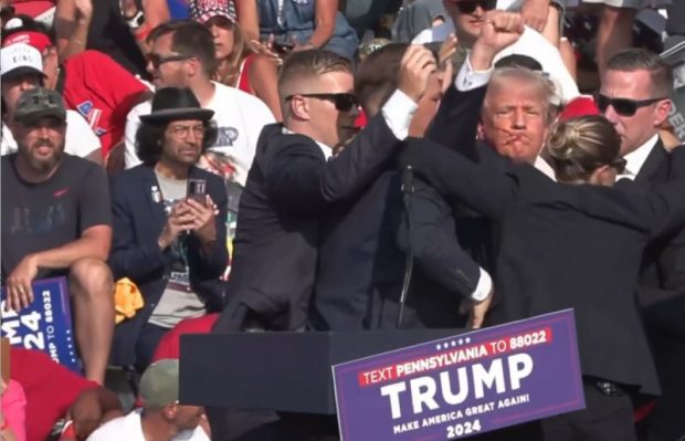Procurorul comitatului în care a avut loc atacul armat asupra lui Trump, surprins de ușurința cu care atacatorul s-a apropiat de scenă