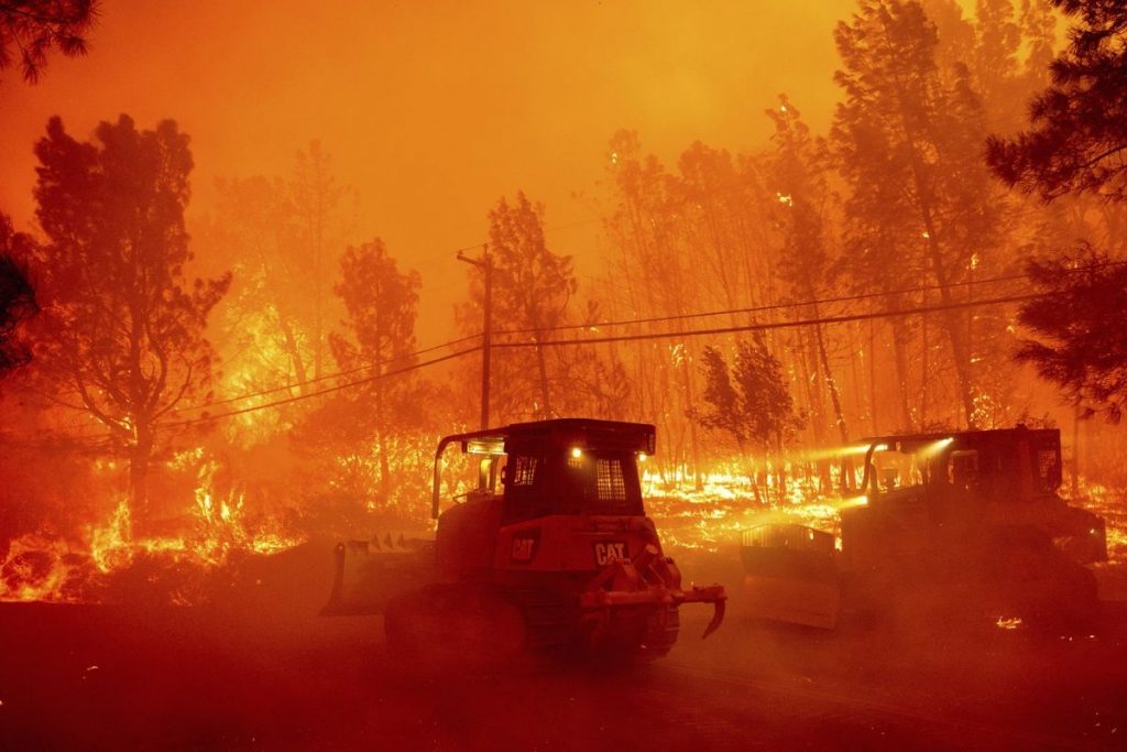 incendiu california 3