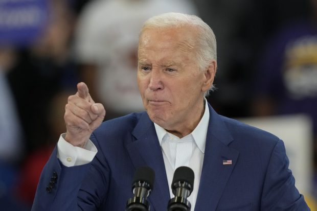 Joe Biden continuă cursa: „Candidez şi voi câştiga”. Planuri pentru primele 100 de zile de mandat