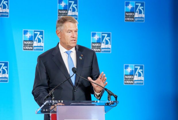 Klaus Iohannis, la summitul NATO: „Să fim compensați rezonabil” pentru sistemul donat Ucrainei. „Dorim să primim un alt sistem Patriot la schimb”