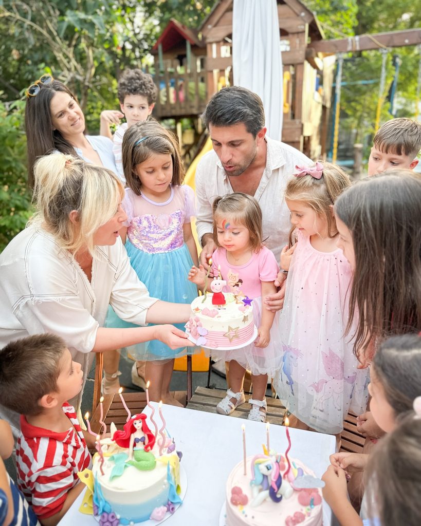 laura cosoi si familia 3