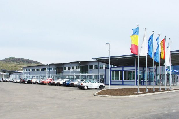 Concedieri la o mare firmă din domeniul auto din România. 10% dintre angajații Leoni Bistrița, dați afară