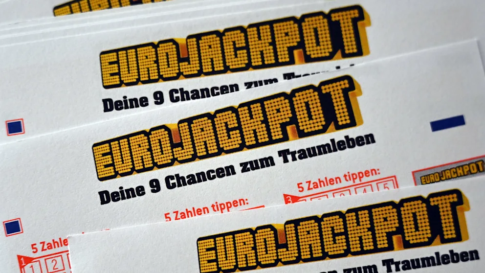 Un Mecanic Auto în Vârstă De 31 De Ani A Câștigat 98 De Milioane De Euro La Eurojackpot, Cu Un Bilet De 18,4 Euro