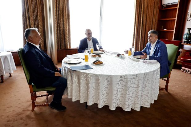 Viktor Orban, întâlnire cu Marcel Ciolacu la Vila Lac, înaintea discursului de la Băile Tușnad