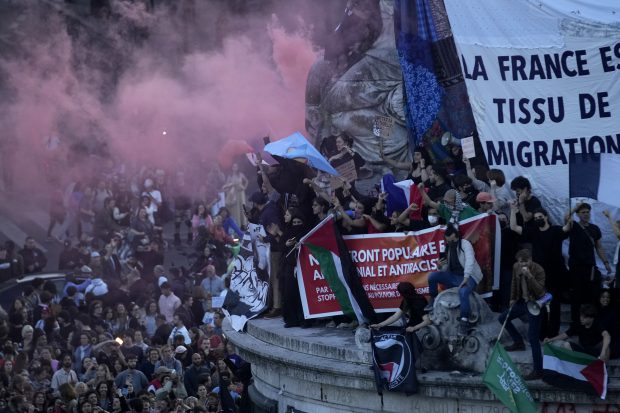 LIVETEXT Alegeri parlamentare în Franța. Stânga, victorie surprinzătoare. Alianța lui Macron, pe locul 2. Premierul Gabriel Attal anunță că va demisiona. Cele mai recente estimări