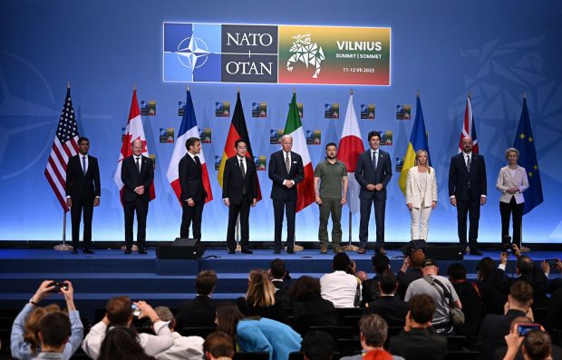 INTERVIU | Iulia Joja, specialist în securitate europeană, despre provocările NATO în Ucraina: „Vedem mult mai puțină dedicație, mai puțină voință politică”