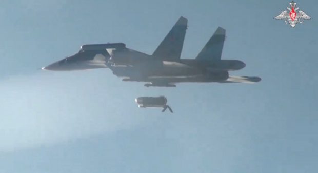 Rusia a publicat prima oară imagini cu cea mai mare bombă glisantă din lume, pe care o folosește în războiul din Ucraina: „Mai ieftin și mai rapid”