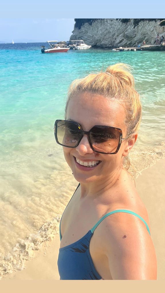 simona gherghe costum de baie 1