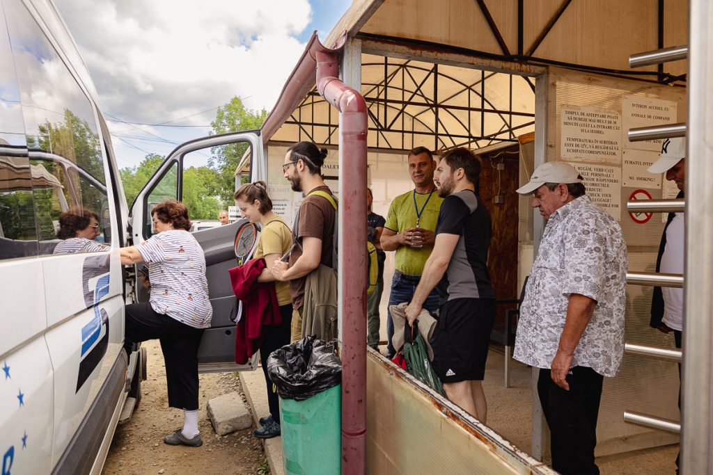 REPORTAJ Orașul prahovean Slănic se scufundă în saramură. „Exploatarea este haotică în mină!”, acuză localnicii. Ce spune compania Salrom despre situație 1 slanic prahova surpari teren s 26