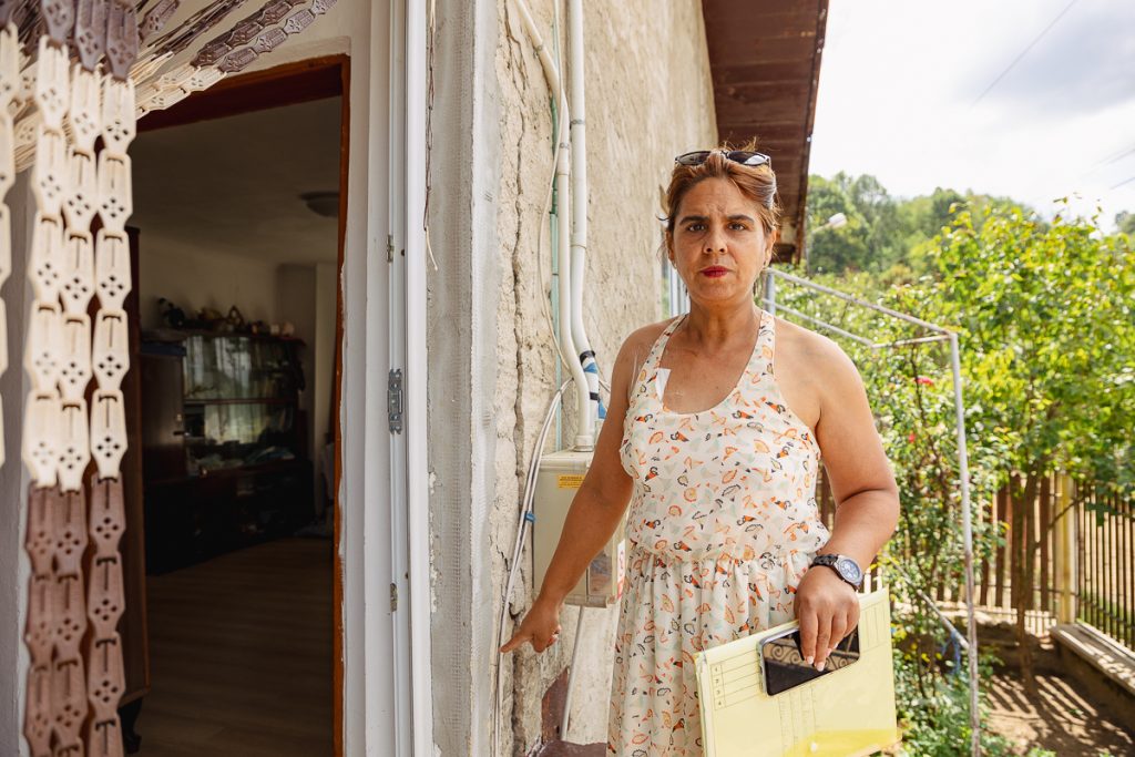 REPORTAJ Orașul prahovean Slănic se scufundă în saramură. „Exploatarea este haotică în mină!”, acuză localnicii. Ce spune compania Salrom despre situație 5 slanic prahova surpari teren s 45
