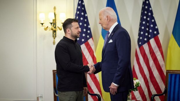 Cum arată „planul de victorie” gândit de  Zelenski. Președintele Ucrainei are trei cerințe adresate către SUA și Uniunea Europeană