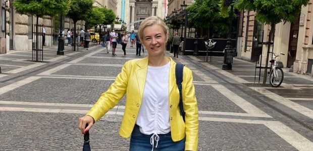 Augusta Petrescu Lazarov povestește cum a trecut peste moartea soțului ei, Valeriu Lazarov, și dezvăluie în ce relații este acum cu copiii acestuia