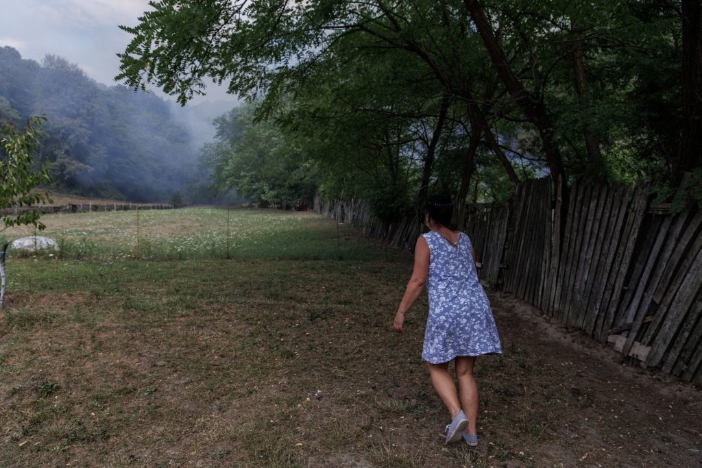 5 focul ameninta sa se extinda la mai multe gospodarii