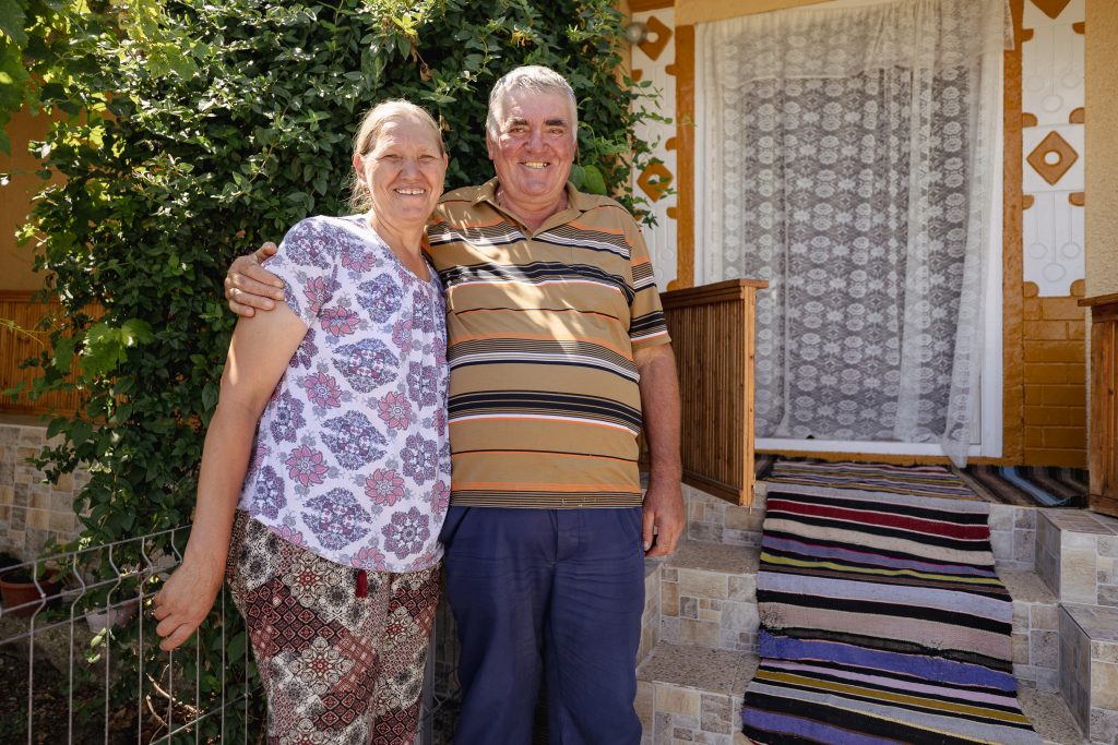 REPORTAJ Campioana olimpică la canotaj Adriana Adam s-a născut în noaptea de Înviere, pe treptele Poliției din Văleni, Vaslui: „Multă muncă, mult stres, mult plâns s-ajungă unde vrea ea!” 11 adriana ailincai olimpiada p 44