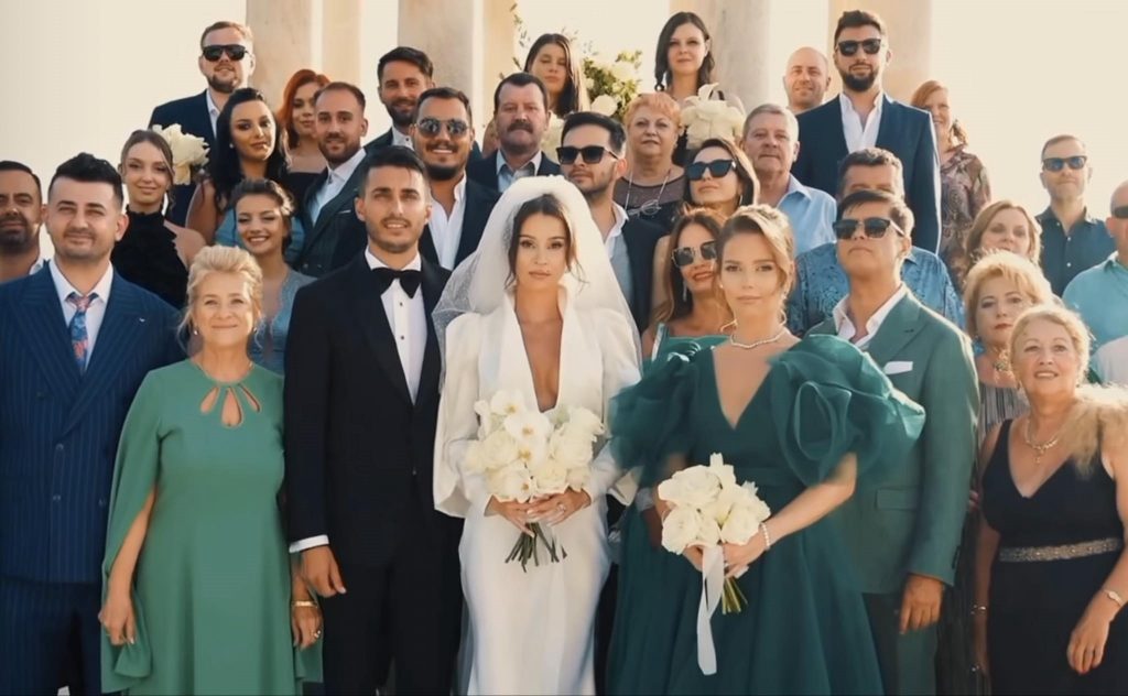 Ana Maria Barnoschi s-a căsătorit religios în Palma de Mallorca. Cum au arătat cele trei rochii de mireasă, dar și decorurile de ceremonie 15 ana maria barnoschi casatorie palma de mallorca 3