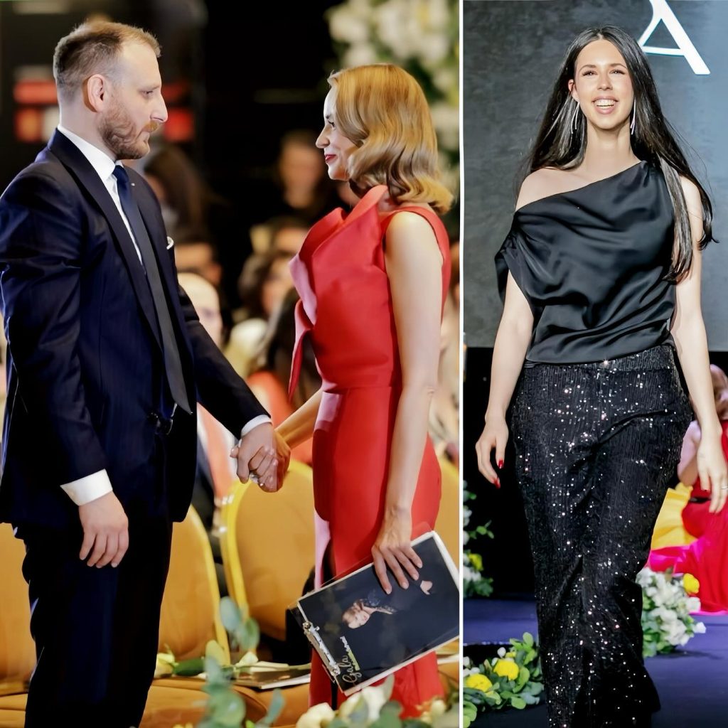 Cum s-a pozat fata Andreei Marin și a lui Ștefan Bănică jr. în camera ei. Violeta poartă un maiou negru și e machiată discret 9 andreea marin si fiica violeta 2