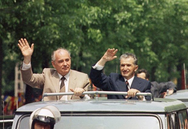 Câți oameni au fugit din România în vremea lui Ceaușescu din cauza regimului comunist. Precizările CNSAS