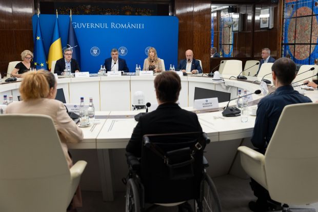 Ciolacu anunță lege specială pentru pensiile românilor cu dizabilități, ca să repare problema scăderii după recalculare