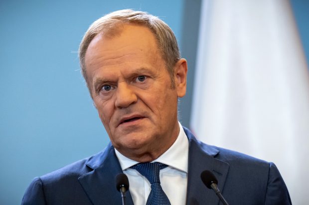 Tensiuni pe teme istorice între Kiev și Varșovia. Tusk îi răspunde lui Kuleba că trecutul nu trebuie îngropat dacă Ucraina vrea să adere la UE