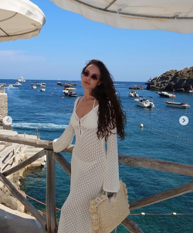Imagini cu Elena și Ianis Hagi în luna de miere. Unde își petrec prima vacanță după ce s-au căsătorit 7 elena si ianis hagi luna de miere 1 8