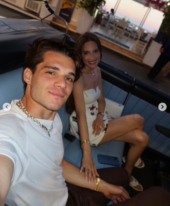 Imagini cu Elena și Ianis Hagi în luna de miere. Unde își petrec prima vacanță după ce s-au căsătorit 8 elena si ianis hagi luna de miere 1 9
